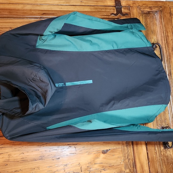 Michigan state university women's rain jacket - Picture 5 of 5